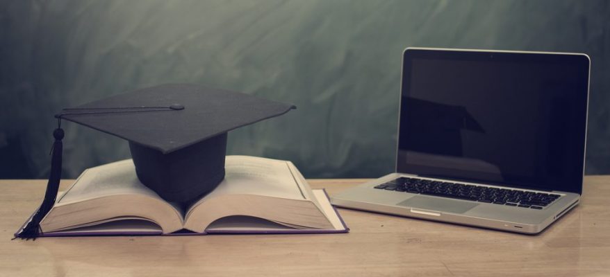 Laurea In Farmacia Senza Obbligo Di Frequenza